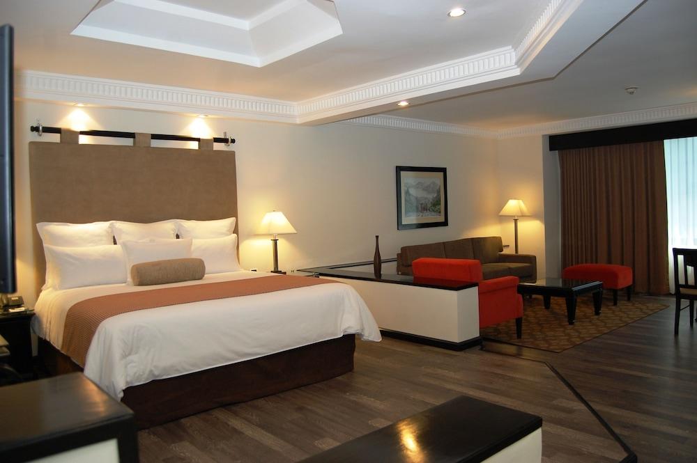 Tikal Futura Hotel & Convention Center Гватемала Экстерьер фото
