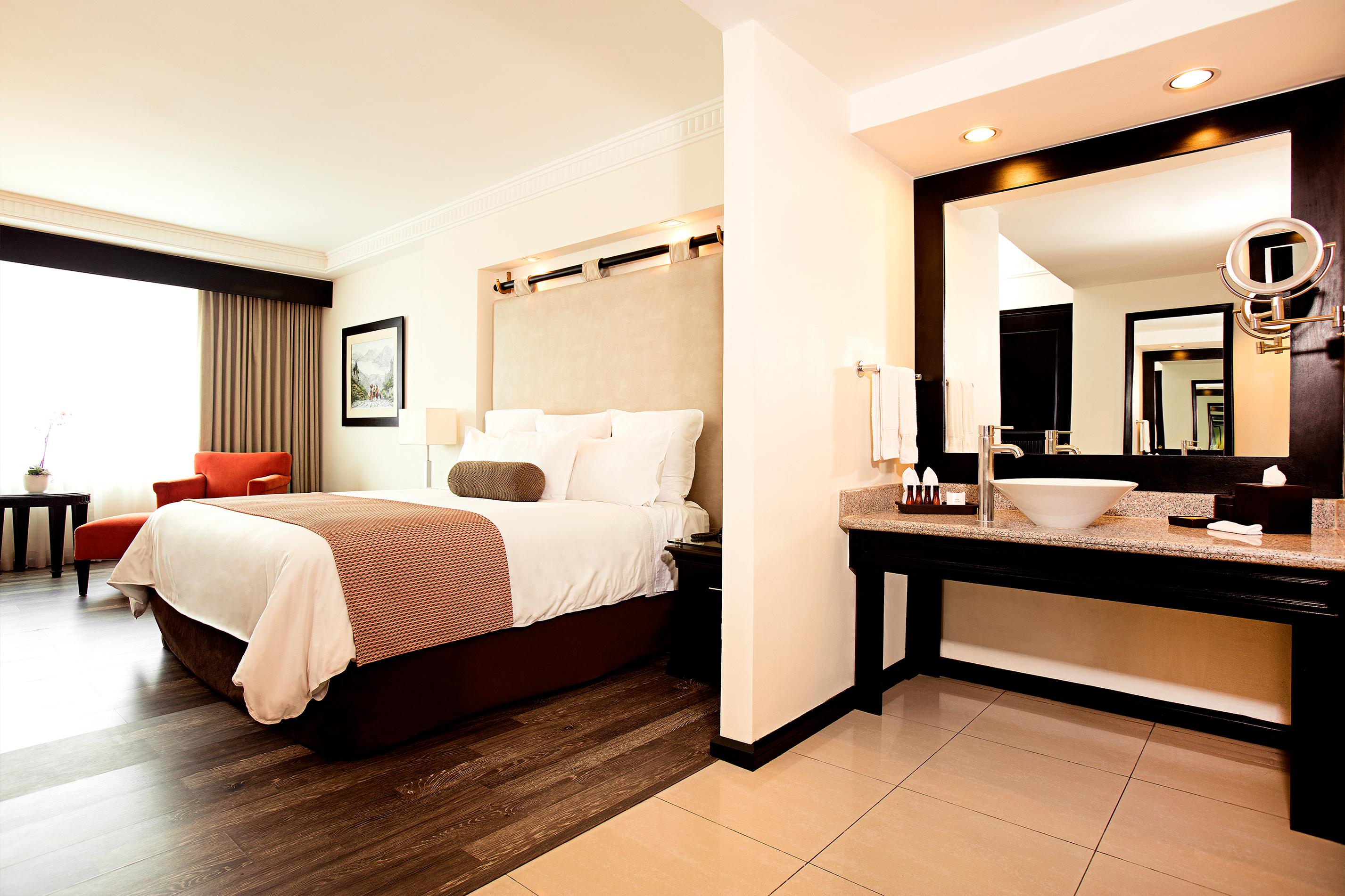 Tikal Futura Hotel & Convention Center Гватемала Экстерьер фото