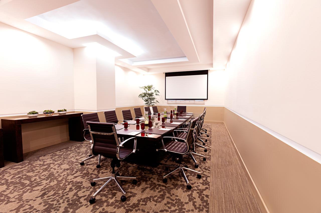 Tikal Futura Hotel & Convention Center Гватемала Экстерьер фото
