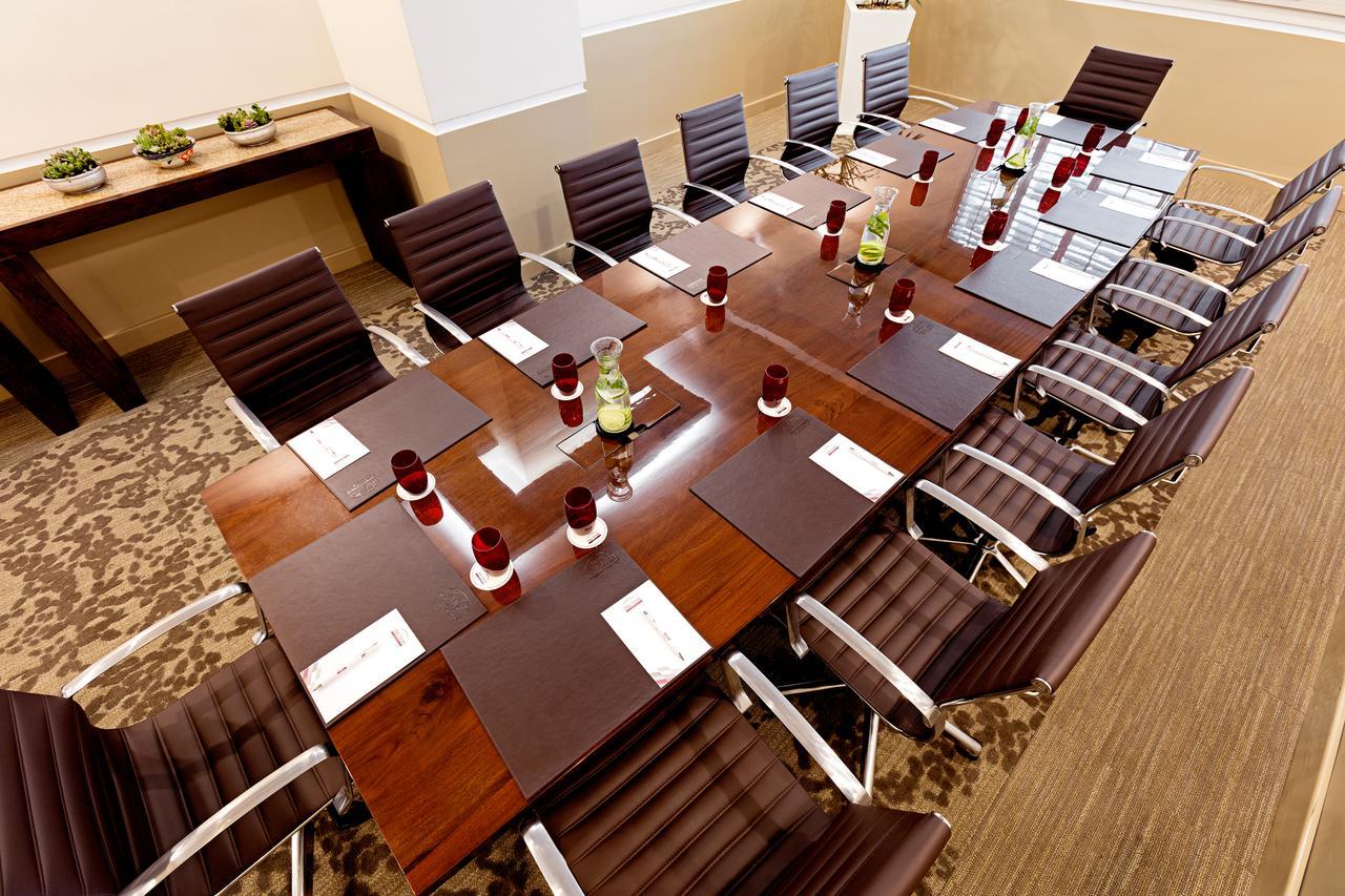 Tikal Futura Hotel & Convention Center Гватемала Экстерьер фото